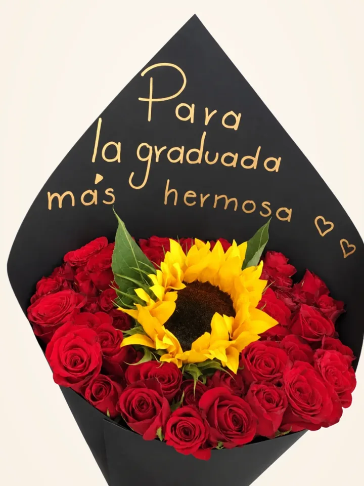 Ramo de 24 rosas rojas con girasol central en Pereira